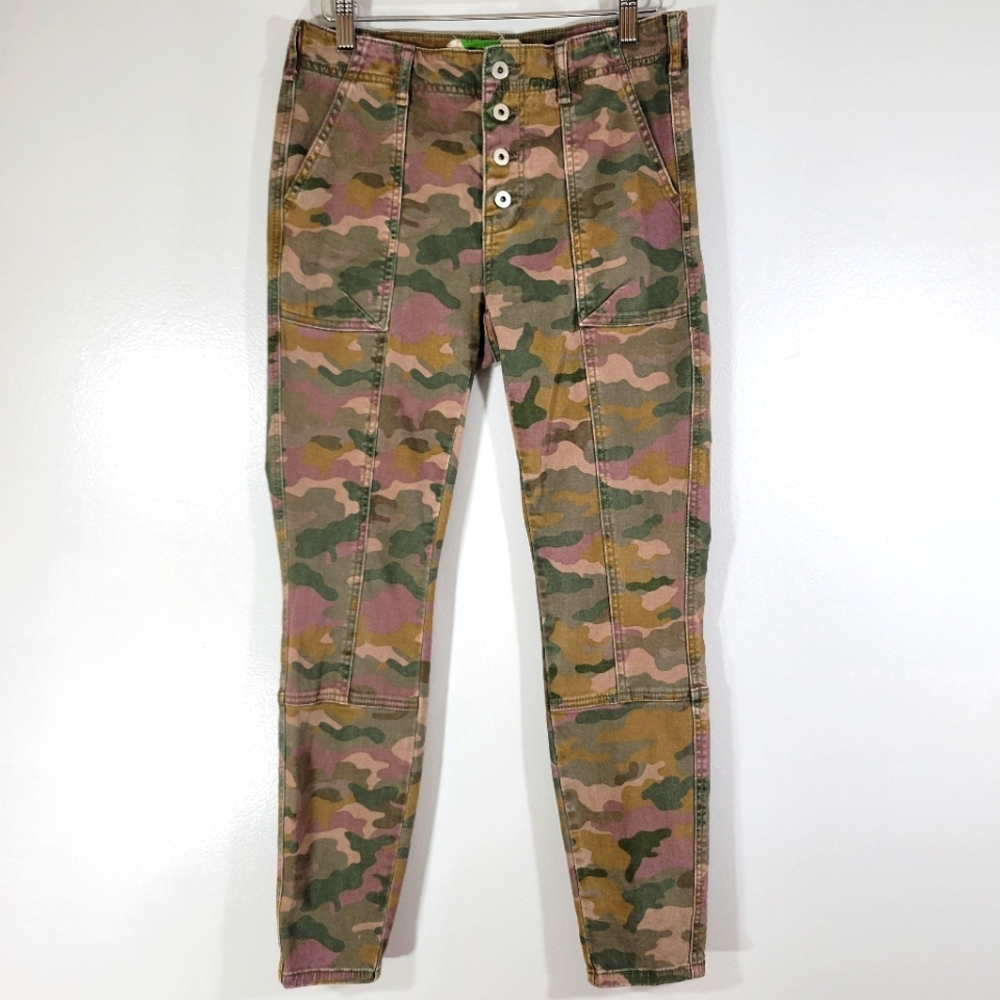ANTHROPOLOGIE Jefferson petite camo army button fly high rise casual pants